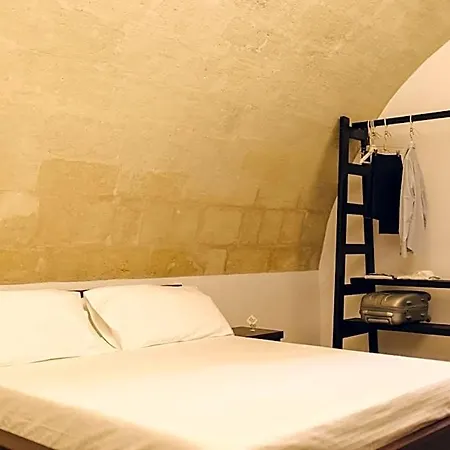 Le Origini Bed and breakfast 4*